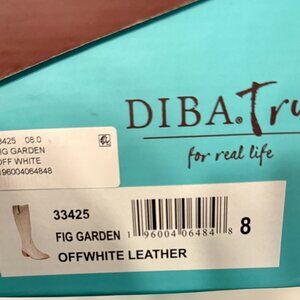 Diba True BRAND NEW Boots